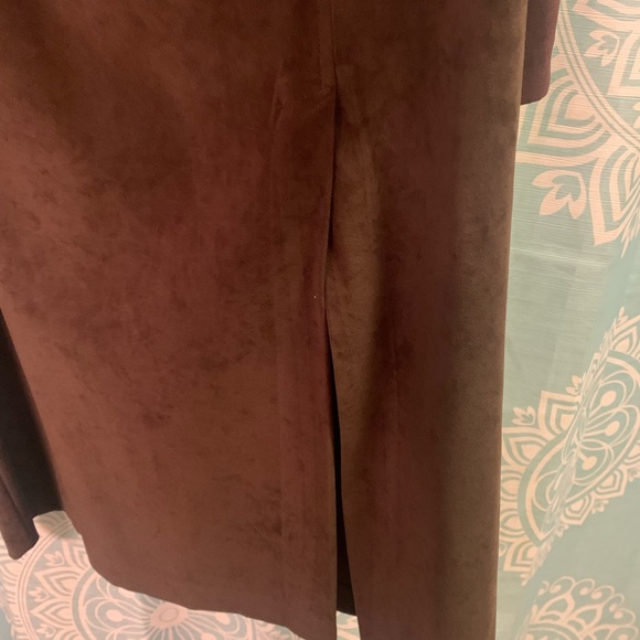 Skirt & jacket - Picture 7 of 16